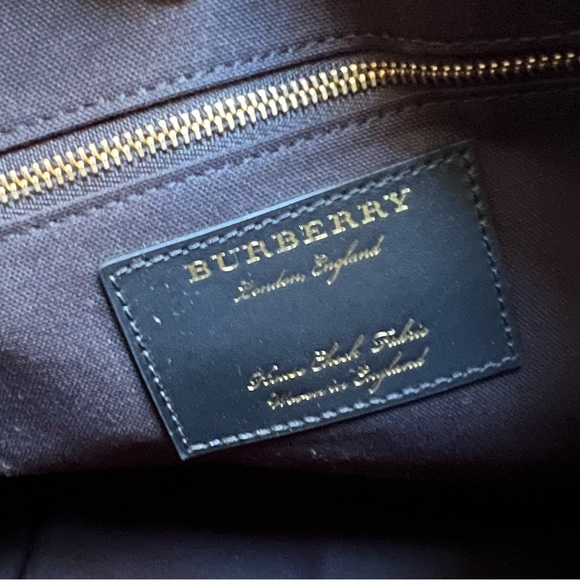 New Burberry Tote Canterbury House Check Derby Canvas Black Leather shou… - Picture 7 of 13